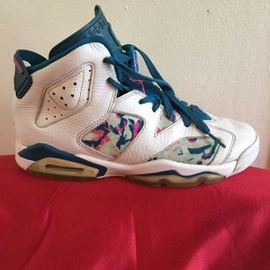 Jordan 6 Retro White Laser Fuchsia size 5Y fit 6.5 women’s.